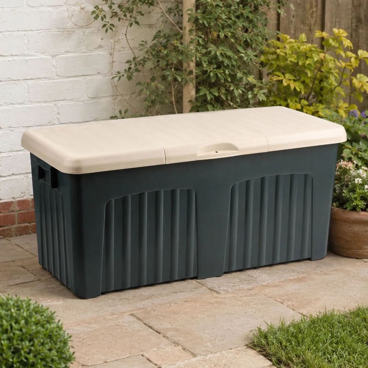 Bauli > Dmora Baule da esterno impermeabile 57x125x56h cm verde - Asco Bianco, Verde
