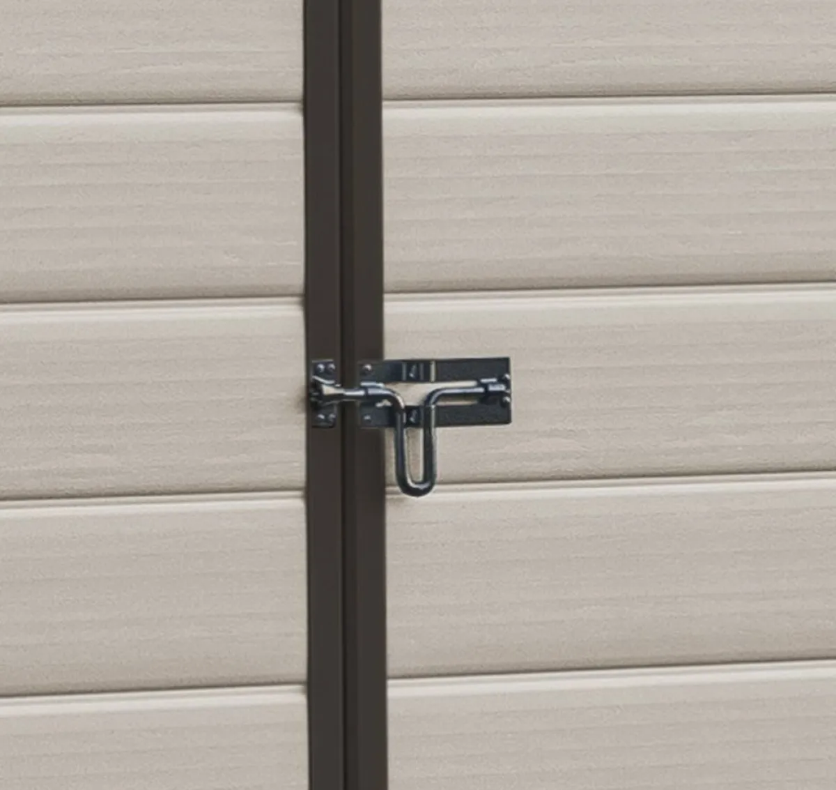 Casette Da Giardino > Dmora Casetta da Giardino Beige Nero Resistente Agli Agenti Atmosferici Presenza Finestre 185x152x226h cm, Tetto a due Falde - Sheboygan Nero, Beige