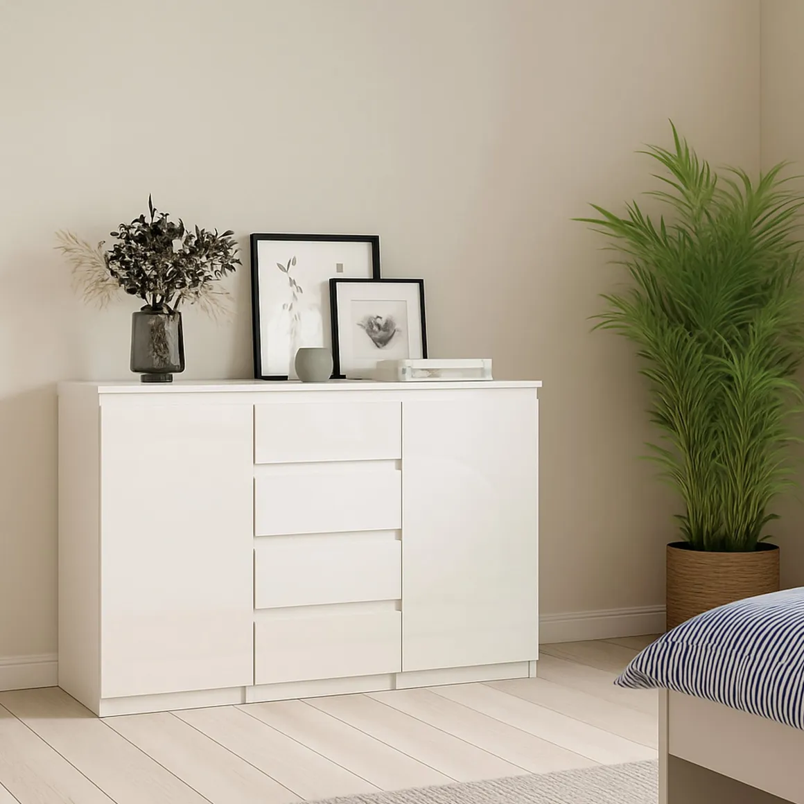 Credenza bianco lucida 120x50x90h cm 2 ante e 4 cassetti - Angelika