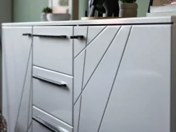 Credenze > Dmora Credenza Bianco Nero 2 Ripiani un Cassetto 116x35x78h cm, 3 Ante - Djanet Nero, Bianco