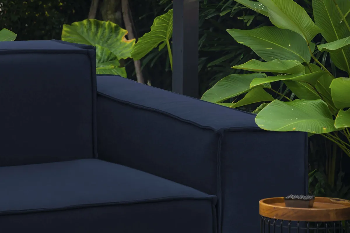 Divani Fissi 2 Posti|Salotto > Dmora Divano in legno e ferro rivestito in tessuto 220x95x70h cm - Lepidolite Blu