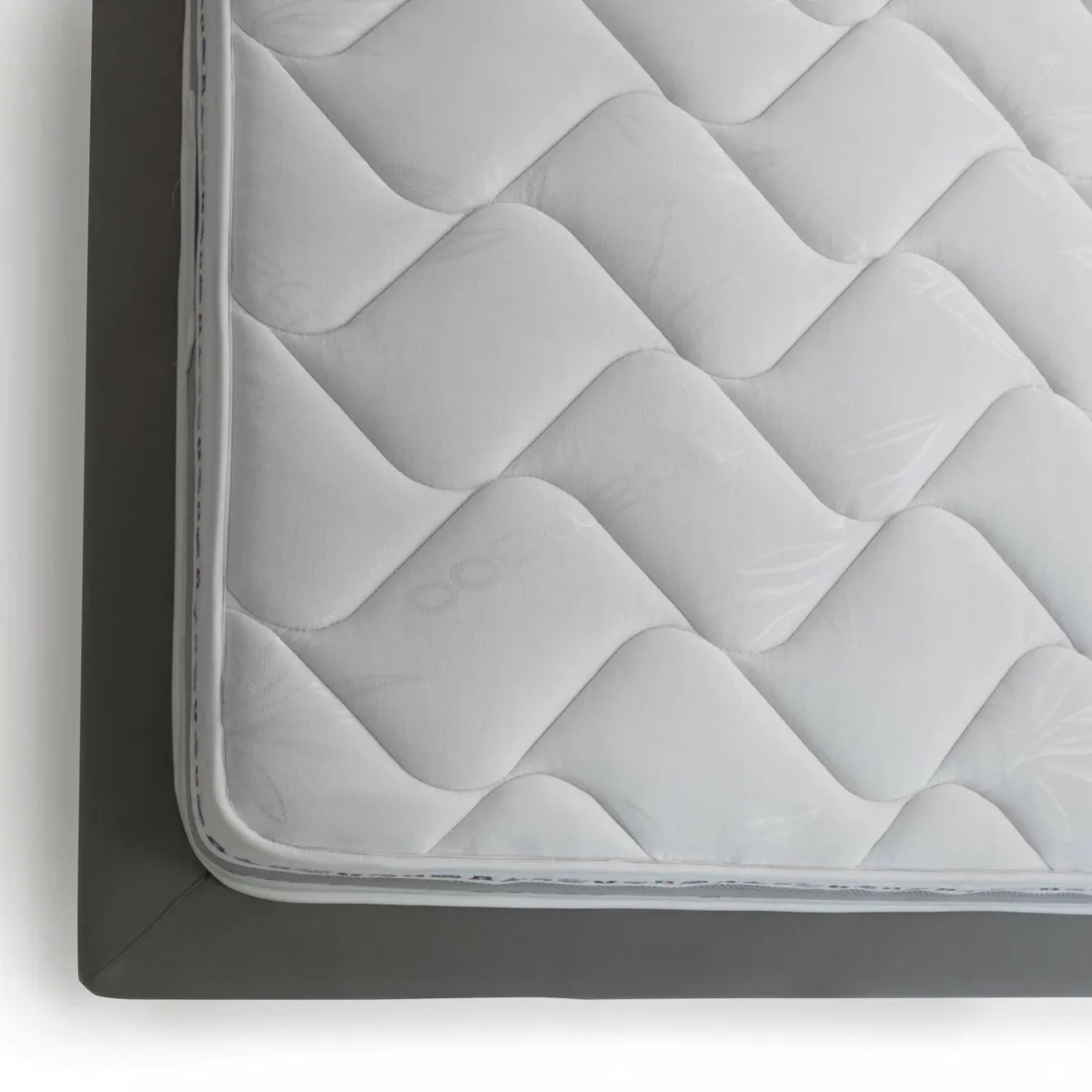Materassi|Materassi Piazza E Mezza > Dmora Materasso avvolgente piazza e mezza 120x200 in Memory Foam sfoderabile - Avanti Bianco