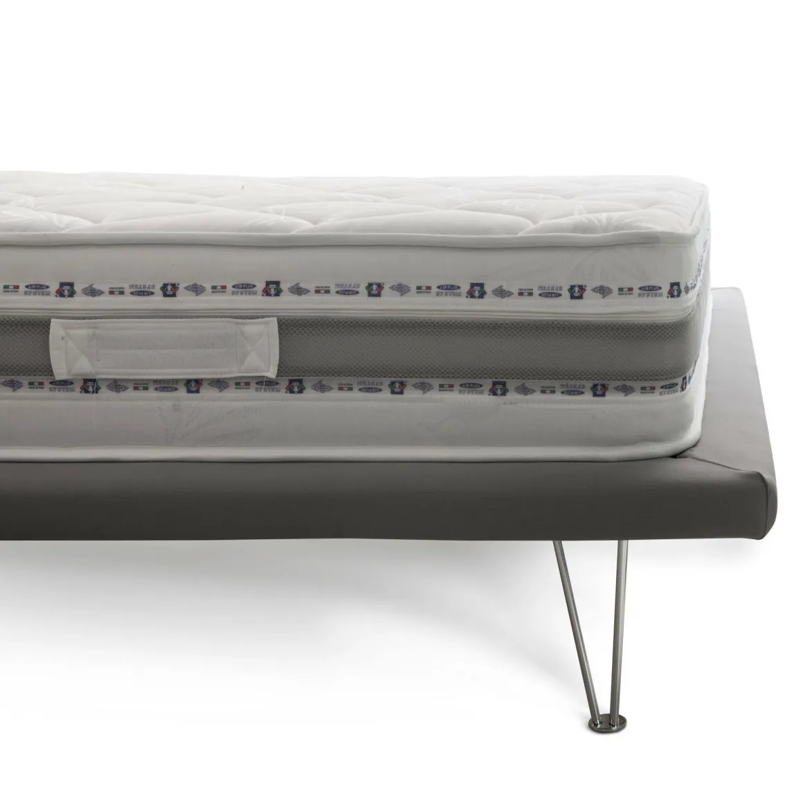 Materasso sensazione delicata matrimoniale 160x190 in Memory Foam sfoderabile - Aghi