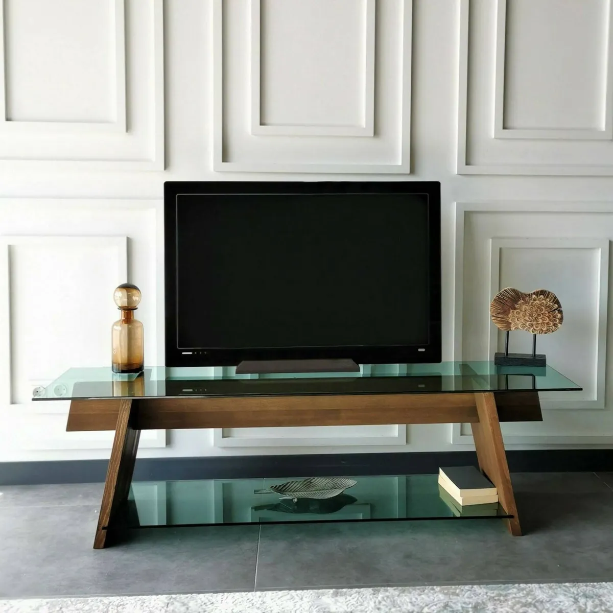 Mobili Porta Tv|Salotto > Dmora Mobile TV noce e verde 158x40x45h cm in legno - Amorosi Verde, Marrone Noce