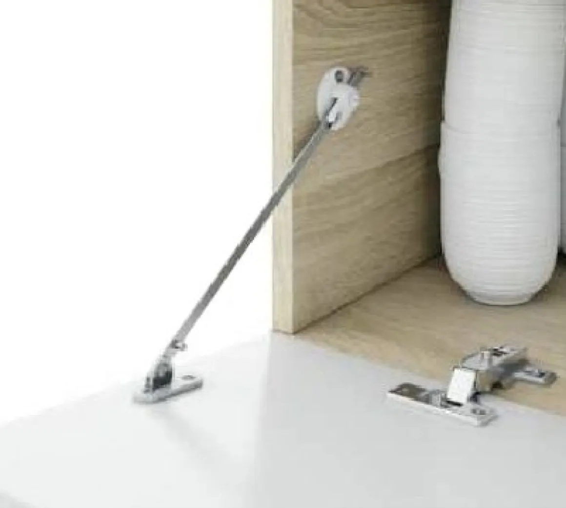 Parete Attrezzata Marrone Rovere 6 Ripiani 3 Ante 150x41.5x47.5h cm, 14 Vani