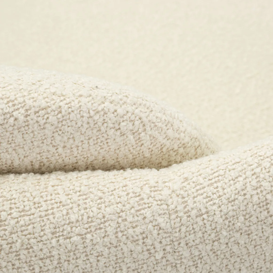 Poltrona Bianco Crema Nero Base Girevole Braccioli 70x72x75h cm, Materiale Struttura in Legno Nobilitato - Morond