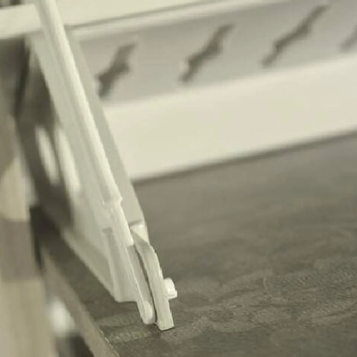 Scarpiera 4 ante rovere 67x147h cm in legno - Adeindein