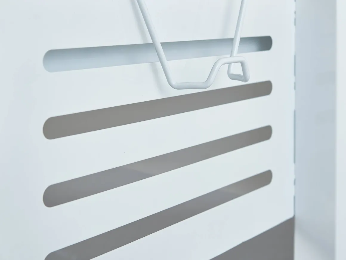 Scrivania Bianco Materiale Piano in Legno Nobilitato Colore Ripiano Bianco 110x55x68h cm, - Saiano