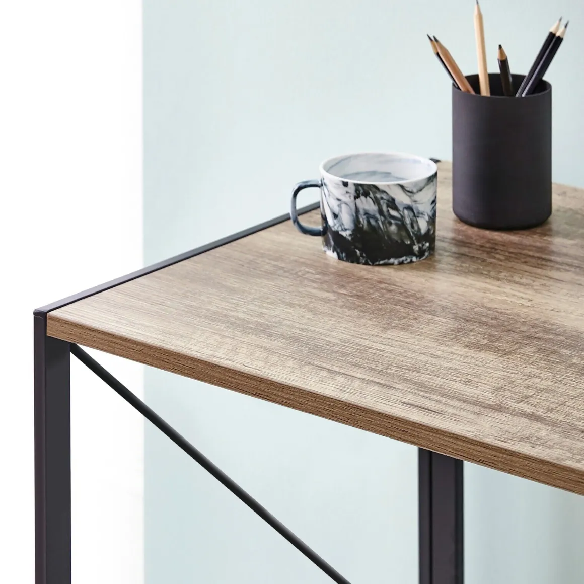 Scrivania lineare rovere e nera 50x99cm - Hambergite