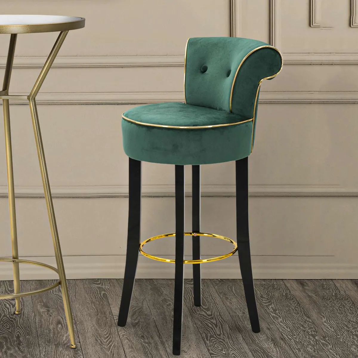 Sgabelli > Dmora Sgabello Verde oro Imbottito Rivestimento in Velluto 46x48x96h cm, Materiale Struttura in Legno - Tupiza Oro, Verde