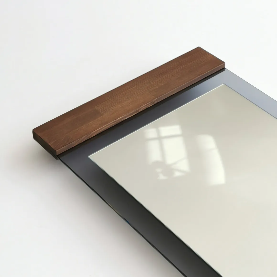 Specchi > Dmora Specchio Marrone Noce Trasparente Mensola Inclusa Forma Rotondo 70x70h cm, Colore Struttura Trasparente - Spello Trasparente, Marrone Noce