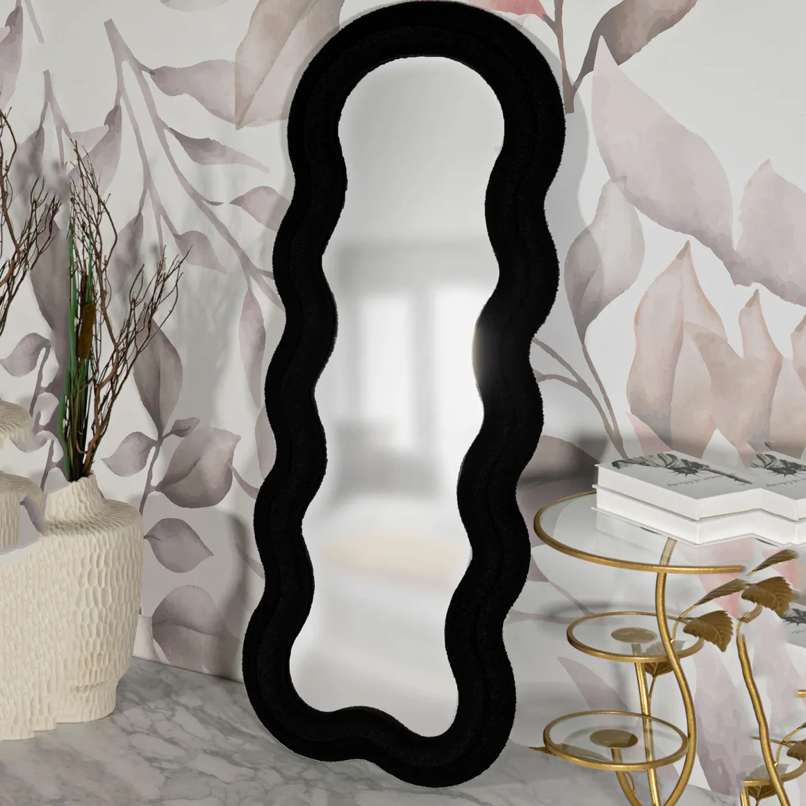 Specchio Nero Trasparente Cornice Ondulata Tessuto Teddy Forma Rettangolare 60x160h cm, Tipologia a Parete - Marylin