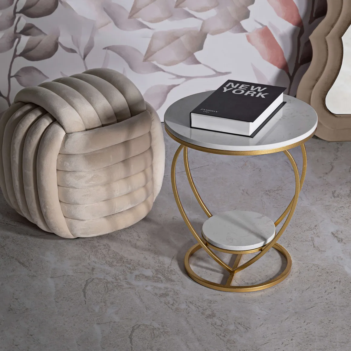 Tavolino da Salotto Bianco Marmo oro Struttura a Cuore Forma Rotondo 40x40x46h cm, Colore Ripiano Bianco - Masaka