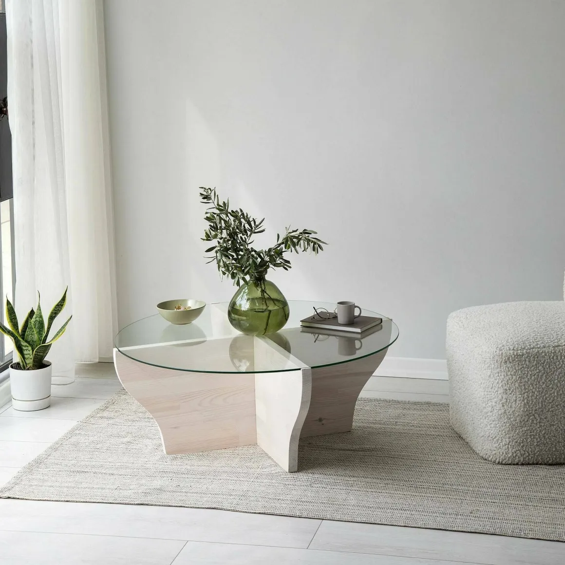 Tavolini Da Salotto > Dmora Tavolino da Salotto Portariviste Forma Rettangolare 105x65x30h cm, Materiale Piano in Vetro - Kallias Bianco