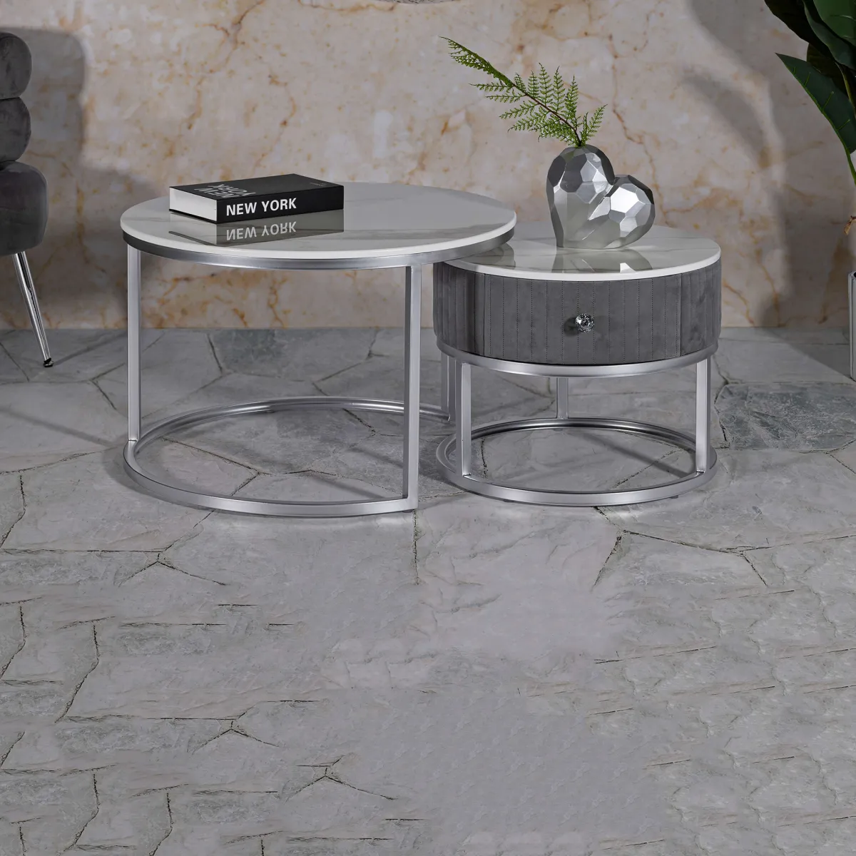 Tavolini Da Salotto > Dmora Tavolino da Salotto Grigio Argento un Cassetto Rivestimento in Tessuto Imbottito Modulabile 70x70x45h cm, un Vano - Daza Argento, Grigio
