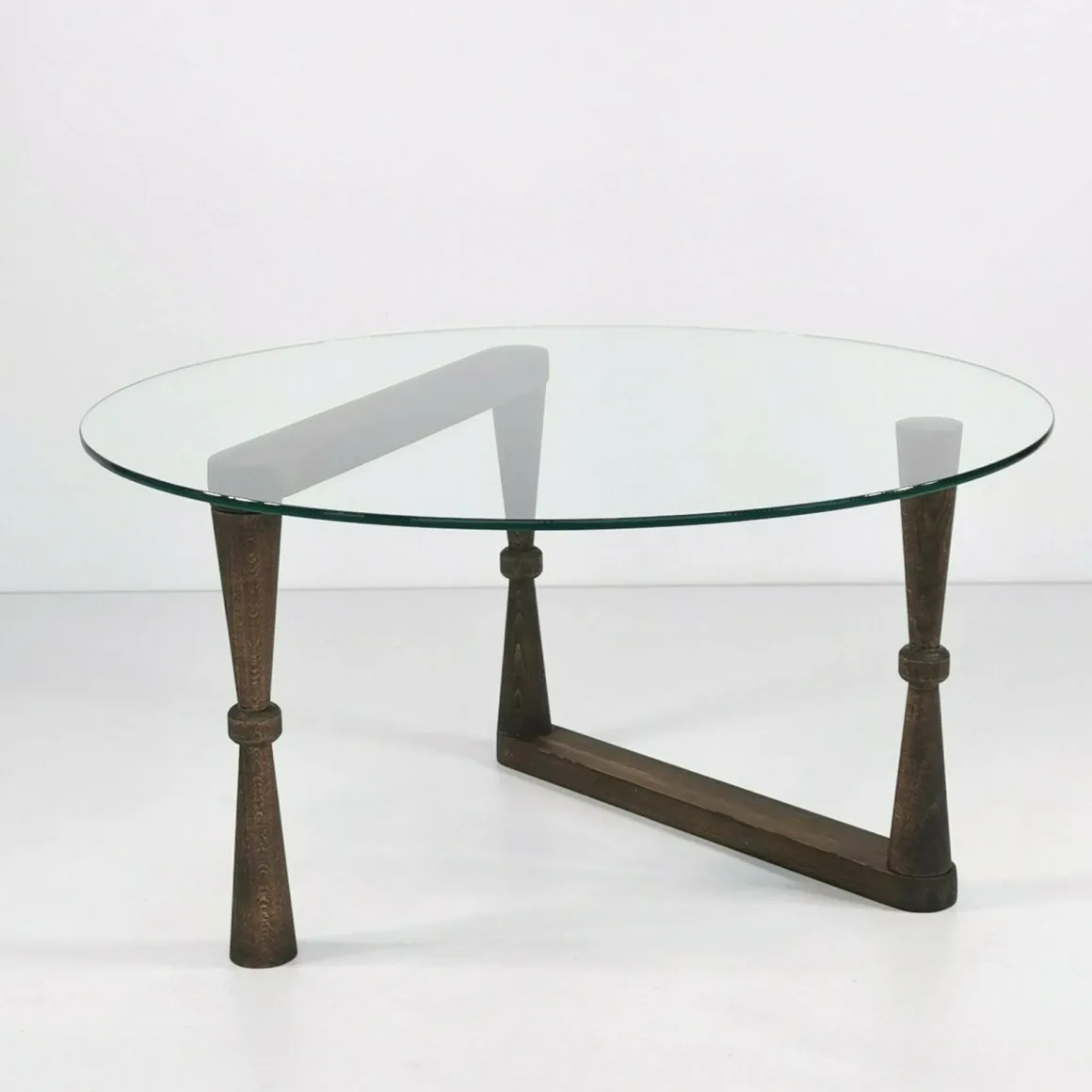 Tavolino da Salotto Marrone Noce Forma Rotonda Materiale Piano in Vetro 80x80x41h cm, Colore Ripiano Trasparente - Belvi