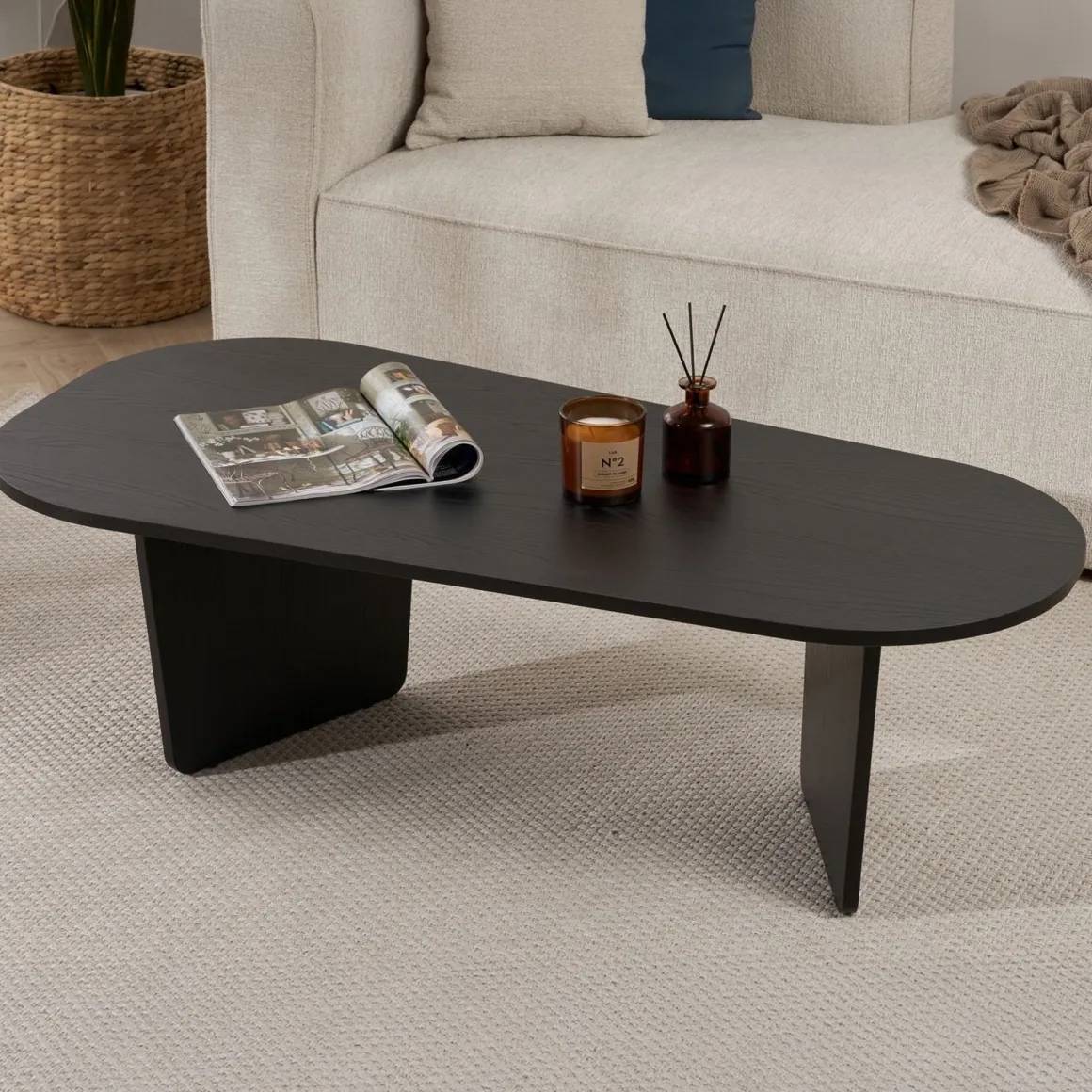 Tavolino da Salotto Nero Forma Ovale Materiale Piano in Legno Nobilitato 130x65x40h cm, Colore Ripiano Nero - Dozza