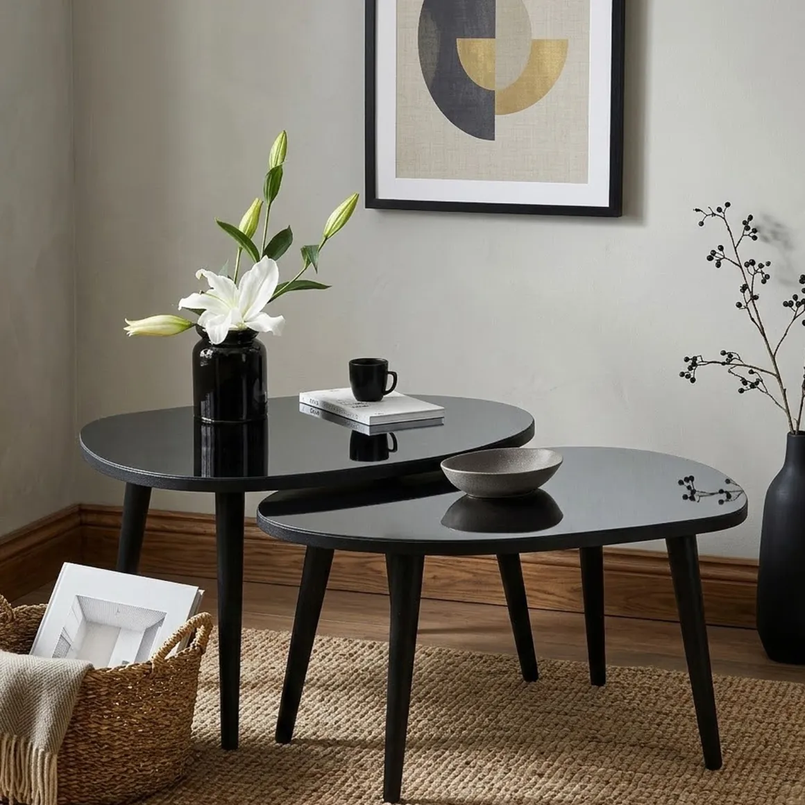 Tavolini Da Salotto > Dmora Tavolino da Salotto Piano in Vetro Temperato Forma Ovale 75x55x38h cm, Sfumatura Colore Ripiano Fume - Frontone Nero