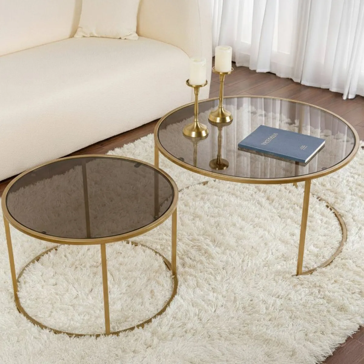 Tavolini Da Salotto > Dmora Tavolino da Salotto set di 2 Tavolini Forma Circolare 80x80x43h cm, Materiale Struttura in Vetro - Aedion Oro Bronzo
