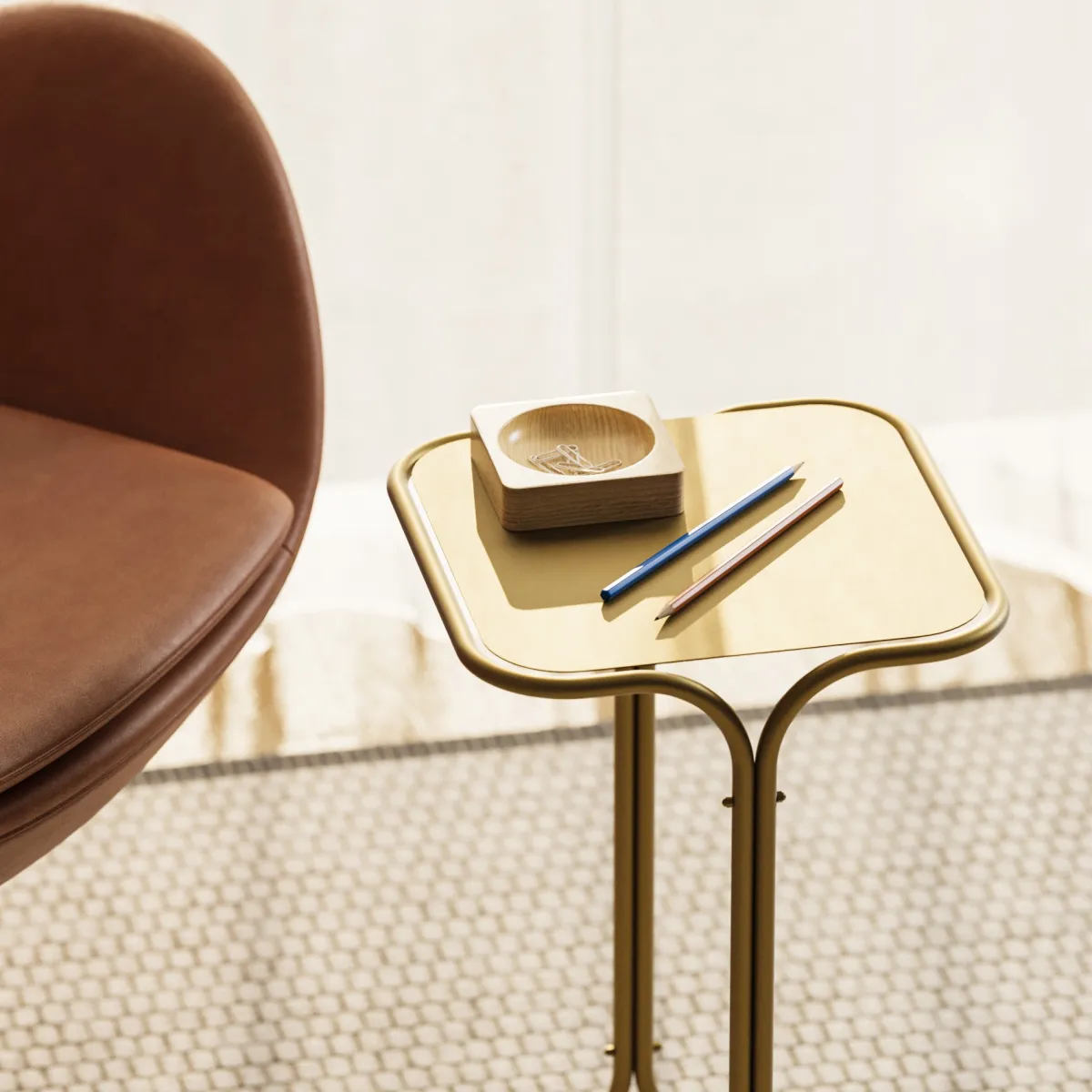 Tavolini Da Salotto > Dmora Tavolino da Salotto Forma Quadrato Materiale Piano in Metallo 30x30x52h cm, Colore Ripiano - Perrero Oro