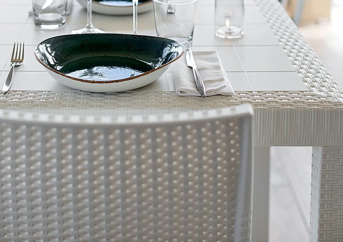 Tavoli Da Esterno|Outdoor > Dmora Tavolo da giardino effetto rattan 10 posti 150x90cm - Adila Bianco