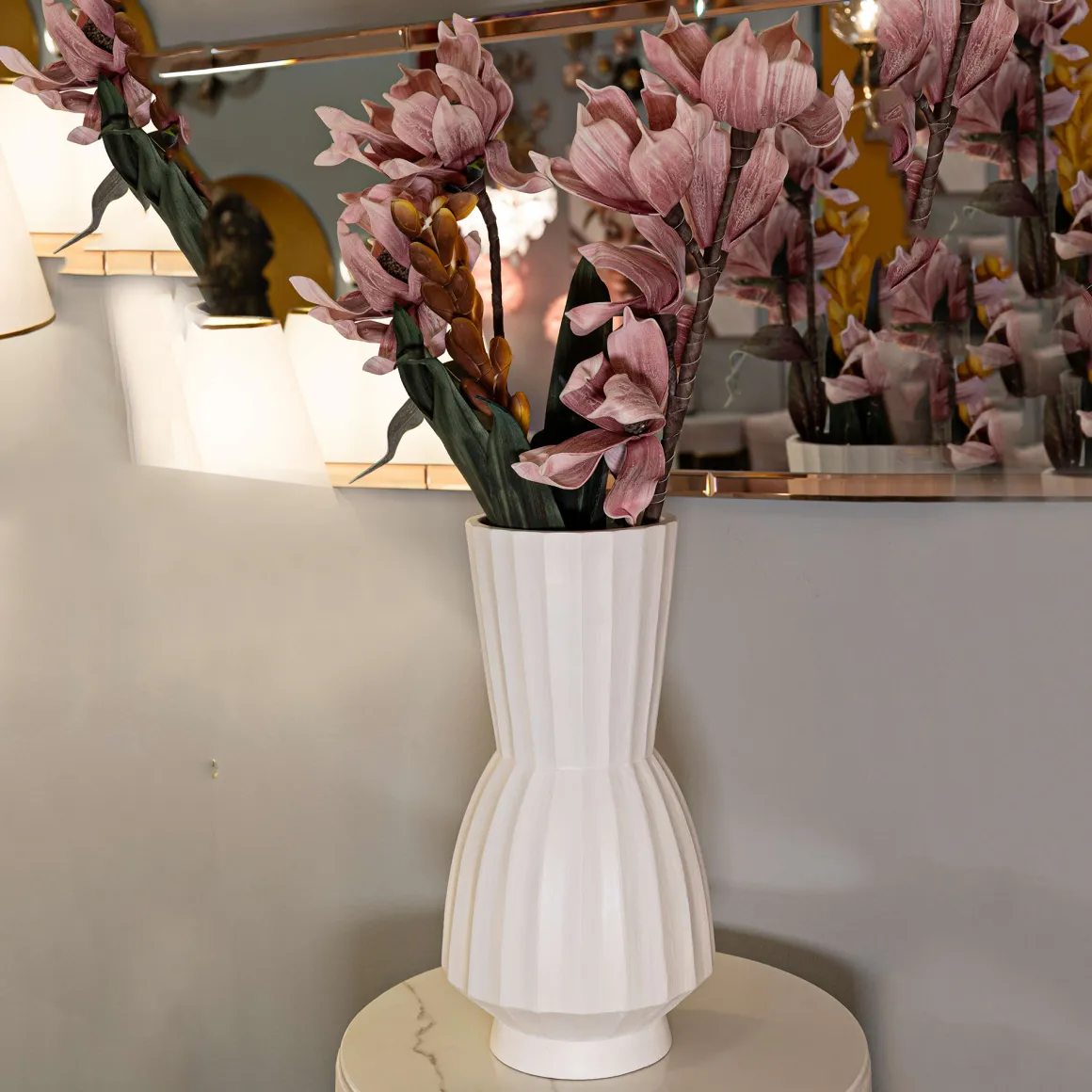 Vaso Bianco Lavorazione Scanalata Diametro 16.5 cm, - Daranita