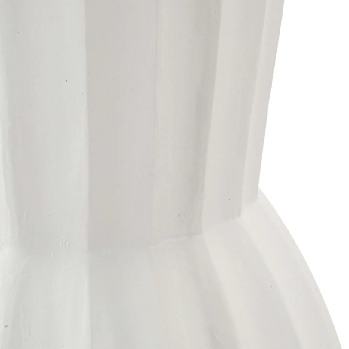 Vaso Bianco Lavorazione Scanalata Diametro 16.5 cm, - Daranita